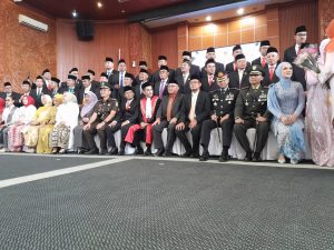 50 anggota Dewan Perwakilan Rakyat Daerah (DPRD) Kota Depok periode 2024-2029 resmi dilantik di Gedung Utama DPRD Depok.Selasa (3/9/2024).