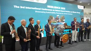 : Keterangan: Seremoni pembukaan RESILIENCE 2025 oleh Pimpinan Pertamina Foundation, Pimpinan UPER dan tamu undangan
