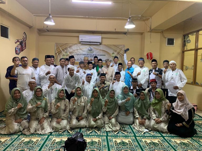 Ketua DPRD Kota Depok Hadiri Khataman dan Buka Bersama MT BALWAN