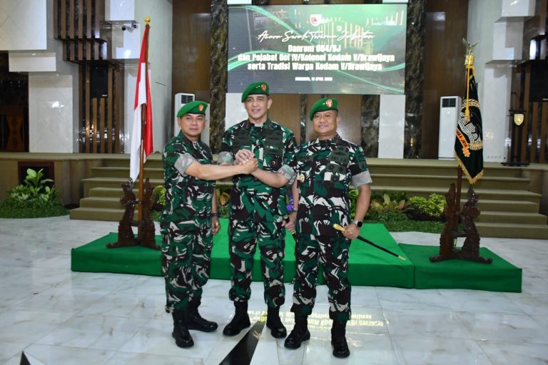 Estafet Kepemimpinan Korem 083/Baladhika Jaya Bergulir, Pangdam Tekankan Kepemimpinan Tangguh dan Rendah Hati