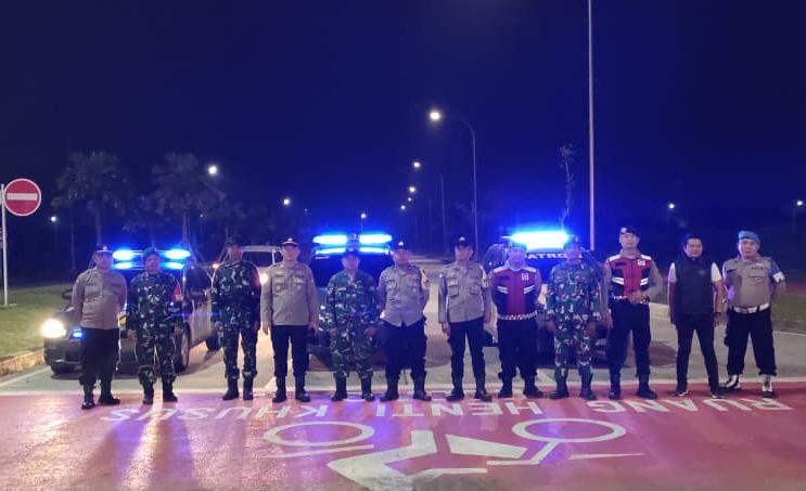 Patroli KRYD/OKJ Polsek Cikarang Pusat Perkuat Keamanan Malam Hari di Kawasan Deltamas