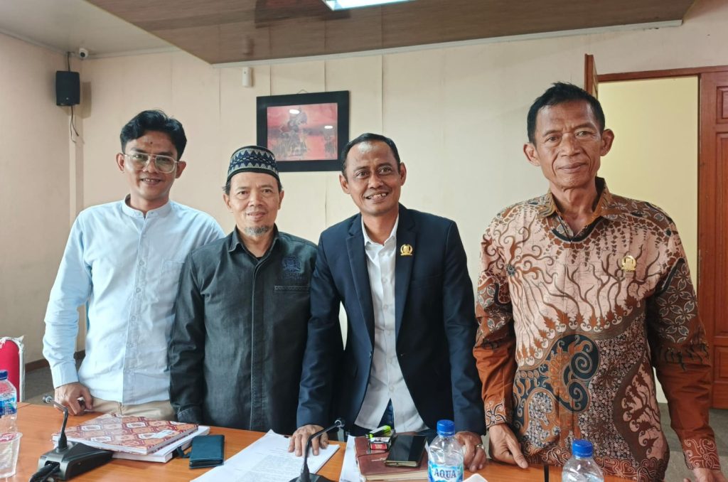 DPRD Kabupaten Bekasi Matangkan Raperda Perlindungan Guru
