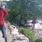 Kepemimpinan Nyata di Tengah Krisis: Bao Umbara Perbaiki Jalan Longsor dengan Dana Pribadi