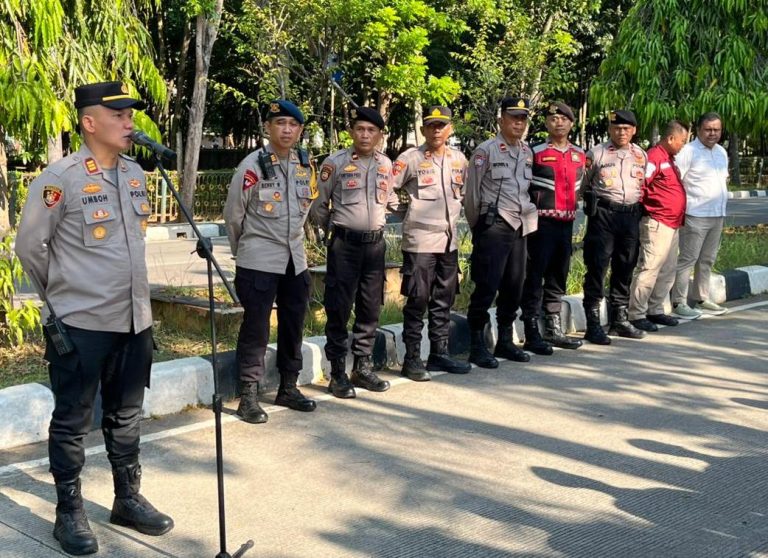 Pengamanan Aksi Unjuk Rasa LSM TRINUSA di Kabupaten Bekasi Berlangsung Humanis dan Profesional