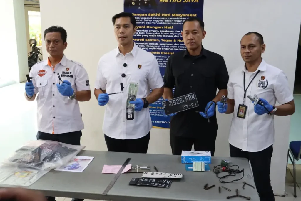 Polres Depok Bongkar Jalur Kejahatan Curanmor, Pulangkan 11 Kendaraan ke Pemilik