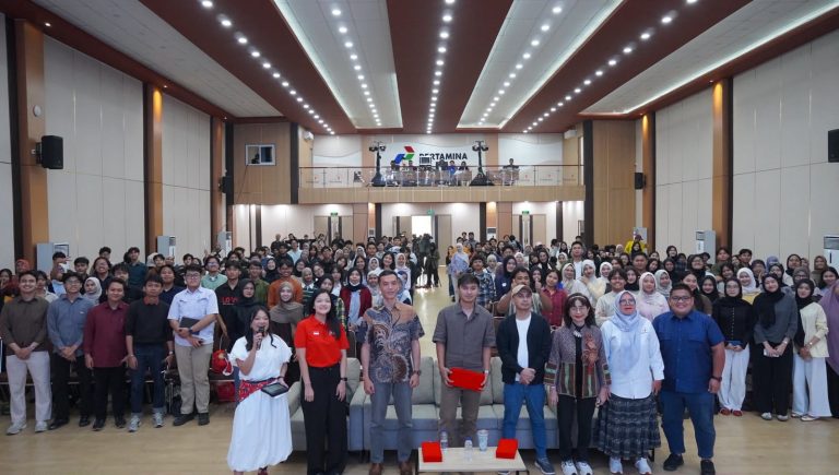 Tak Sekadar Passion, Raditya Dika dan Rizky Arief Kupas Kunci Sukses Monetisasi Bisnis di Universitas Pertamina