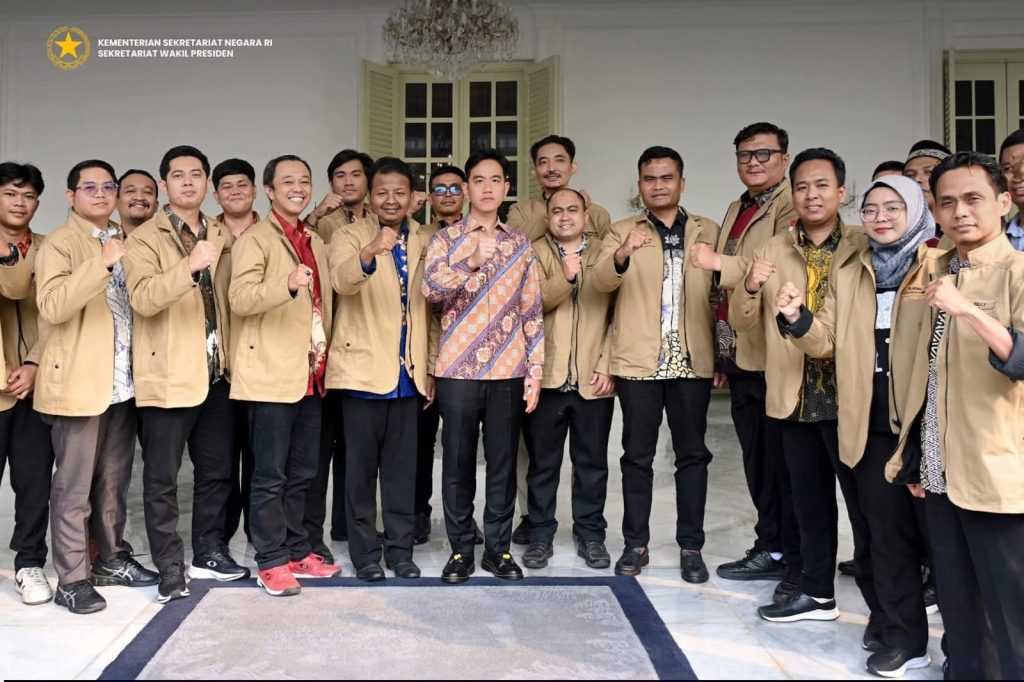 IKA BEM Nusantara Sampaikan Aspirasi Masyarakat kepada Wapres Gibran, Soroti Kelangkaan MinyaKita hingga Tantangan UMKM