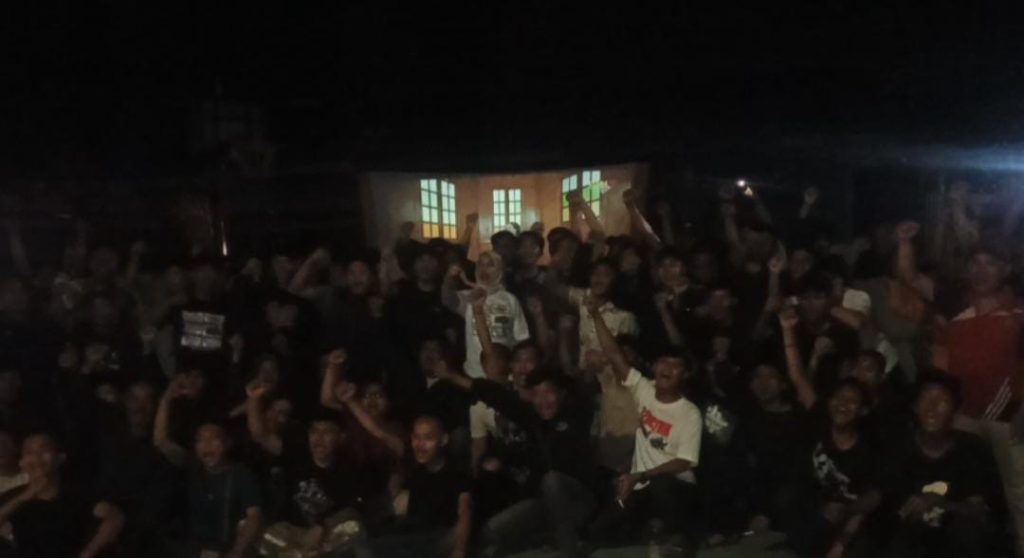 Hj. Putri Nurul Fajar Perkuat Konsolidasi Tim Melalui Pendistribusian Logistik ke 11 Posko Pemenangan