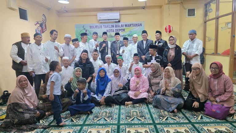 MT Balai Wartawan Kota Depok Perkuat Ukhuwah Lewat Pengajian Rutin, Soroti Peran Pers hingga Isu Keluarga dan Pendidikan