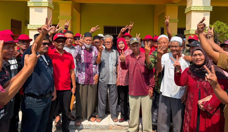 Ribuan Warga Kawal Pendaftaran Hj Putri Nurul Fajar, Gelombang Dukungan Warnai Pilkades Desa Karangharum