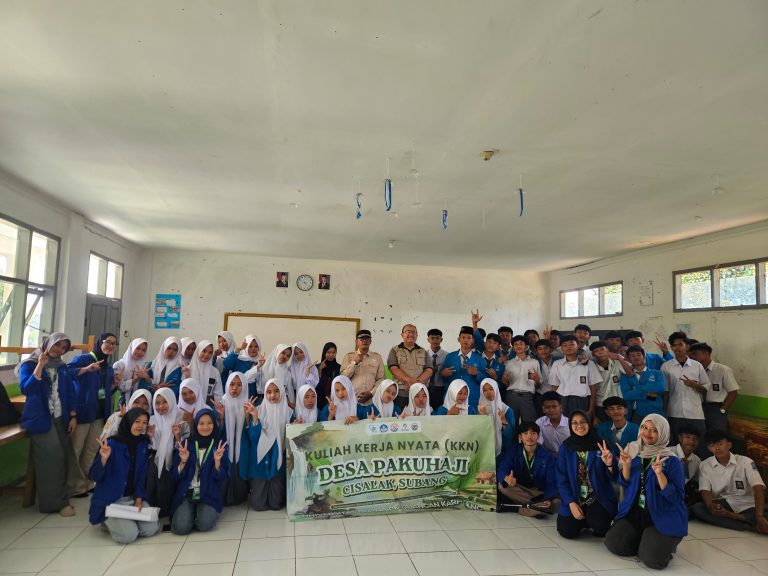 Mahasiswa KKN UBP Karawang Inisiasi Gerakan Sadar Lingkungan melalui Pendekatan Green Psychology di SMA IT Daarussuud