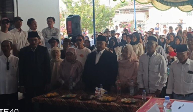 PANITIA PILKADES JATIBARU PASTIKAN PROSES DEMOKRASI TRANSPARAN, ALAMSYAH: MARI SUKSESKAN PILKADES 2026