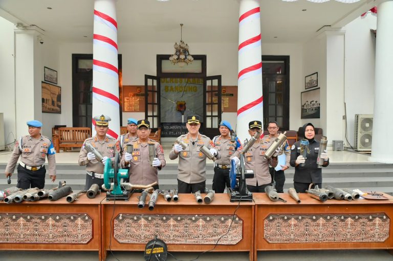 Bukan Sekadar Gepeng! Polrestabes Bandung Musnahkan 1.172 Knalpot Brong, Ini Pesan Tegas untuk Pengendara