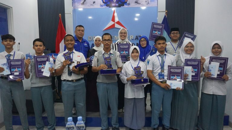 AHY Muda Karawang: Sembilan Pelajar Adu Gagasan, Ukir Keberanian Menuju Panggung Nasional