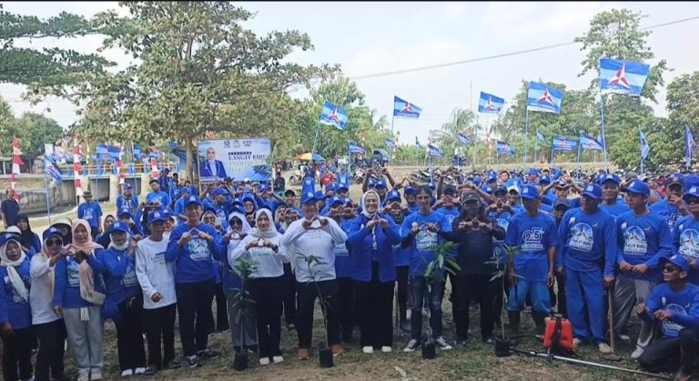 Sambut HUT Ke-25 Partai Demokrat, Cellica Nurrachadiana Pimpin Gerakan Langit Biru Indonesia Asri di Desa Cipayung
