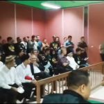 Sidang Jurnalis Muhammad Harun Dikawal Massa, Kuasa Hukum Desak Saksi Kunci Wahyu Gilang Dihadirkan