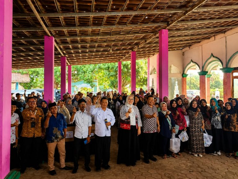 Kemendukbangga/BKKBN Bersama DPR RI Sapa Santri Karawang, Perkuat Keluarga dan Kesehatan Pesantren