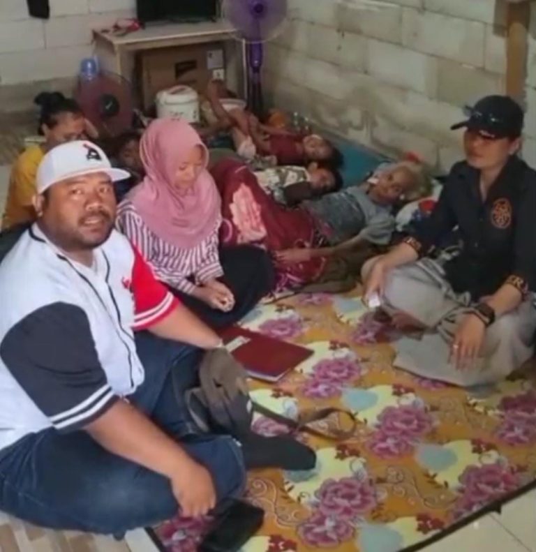 Ketika Pintu Sekolah Belum Terbuka, PSI Karawang Perjuangkan Pemda Karawang Segera Hadir untuk Ririn Renata